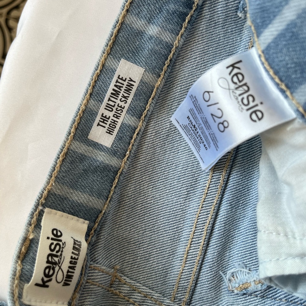 Kensie Striped High Rise Skinny Blue Jeans - Picture 4 of 4